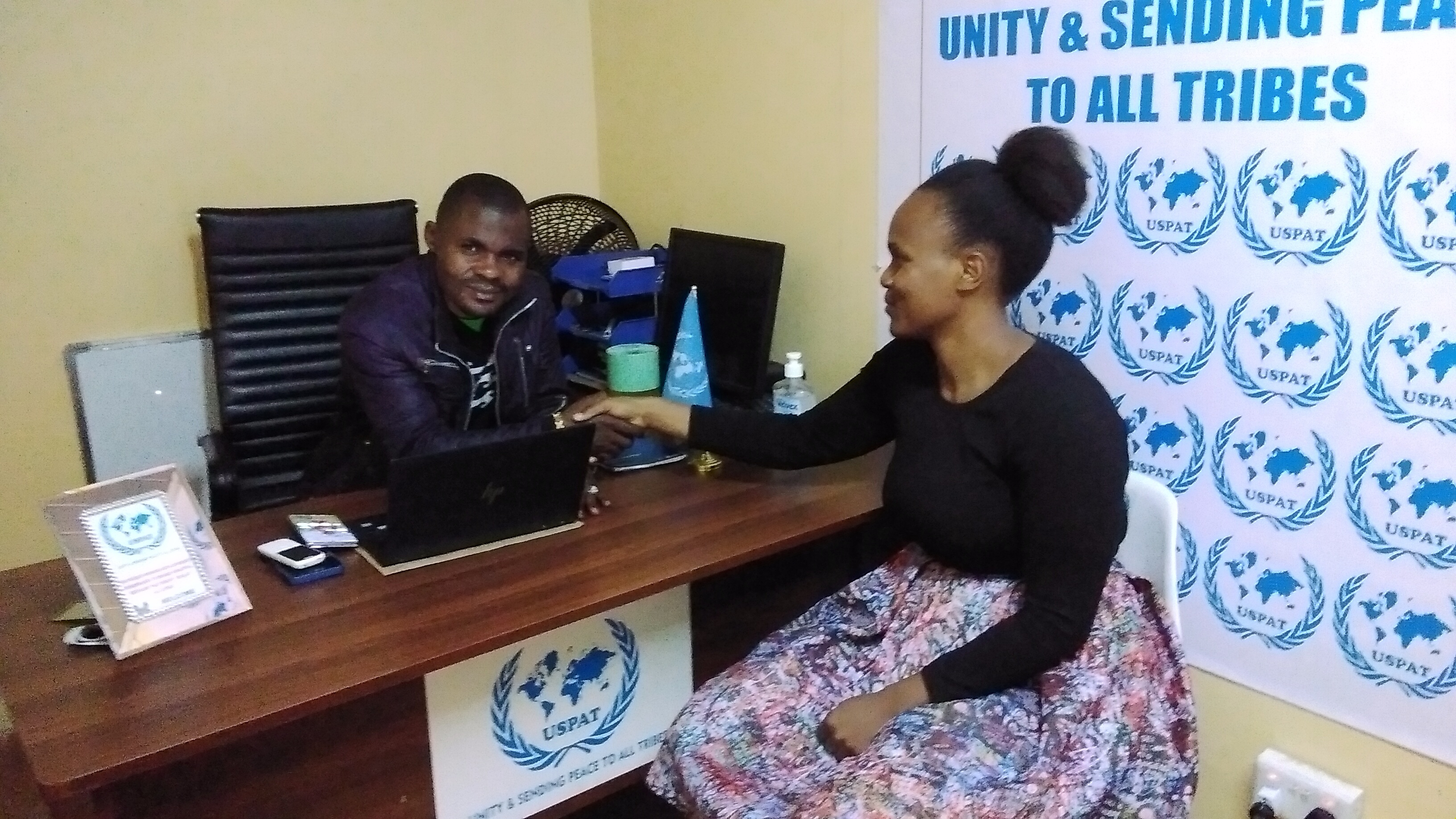 Application of organic fertilizer on crops